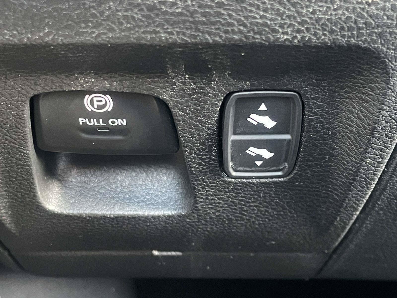 Used 2024 RAM 1500 Limited AWD/4WD image 34