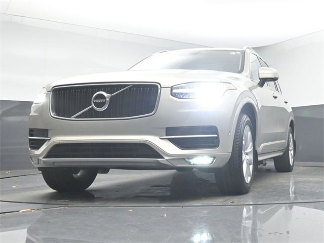 Used 2016 Volvo XC90 T6 Momentum w/ Momentum Plus Package image 11