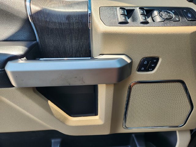 Used 2021 Ford F250 Lariat w/ Lariat Ultimate Package AWD/4WD image 25