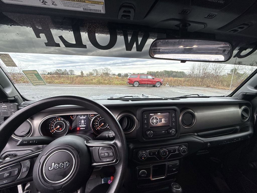 Used 2020 Jeep Wrangler Sport image 27