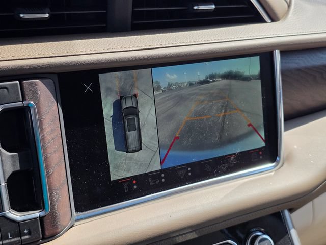 Used 2024 GMC Yukon XL Denali w/ Advanced Technology Package AWD/4WD image 24
