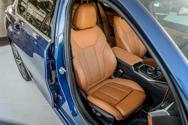 Used 2022 BMW 330i xDrive Sedan w/ Driving Assistance Package AWD/4WD image 43