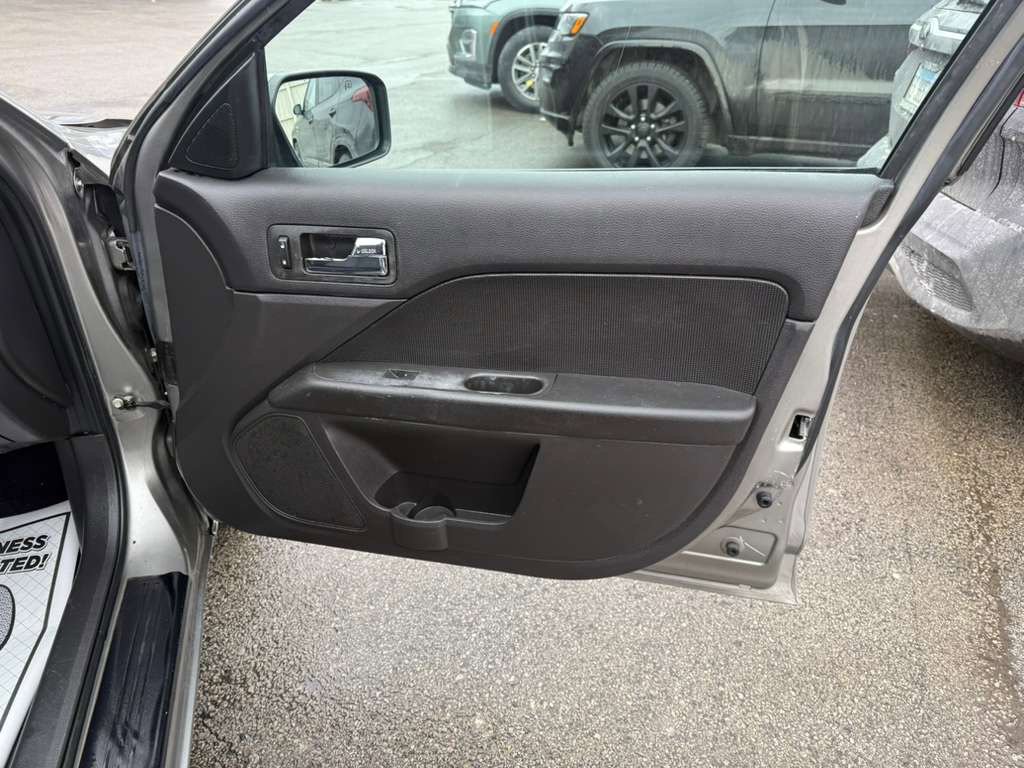 Used 2008 Mercury Milan Premier image 29