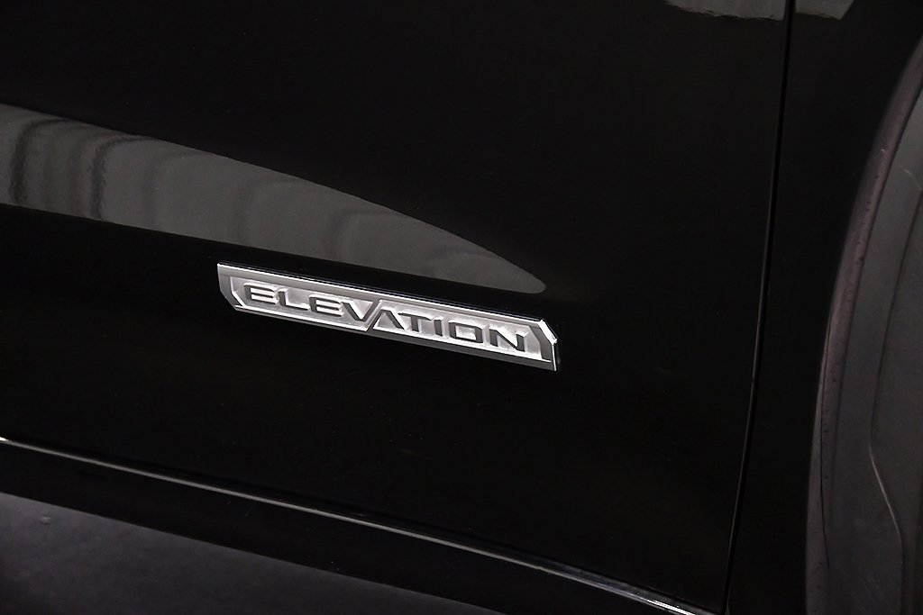 Used 2025 GMC Sierra 1500 Elevation image 11