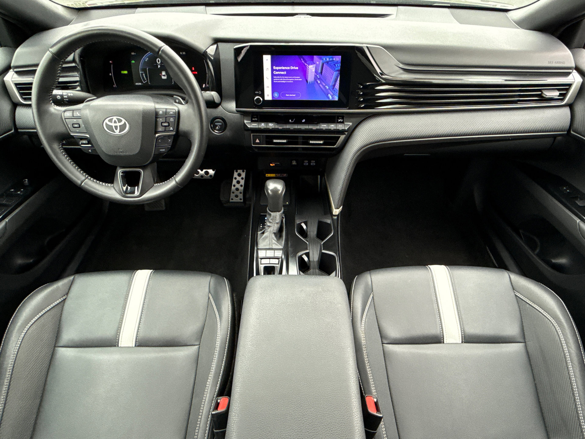 Certified 2025 Toyota Camry SE FWD image 18