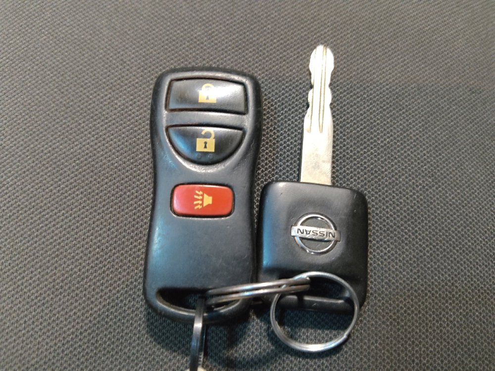 Used 2018 Nissan Frontier PRO-4X AWD/4WD image 32