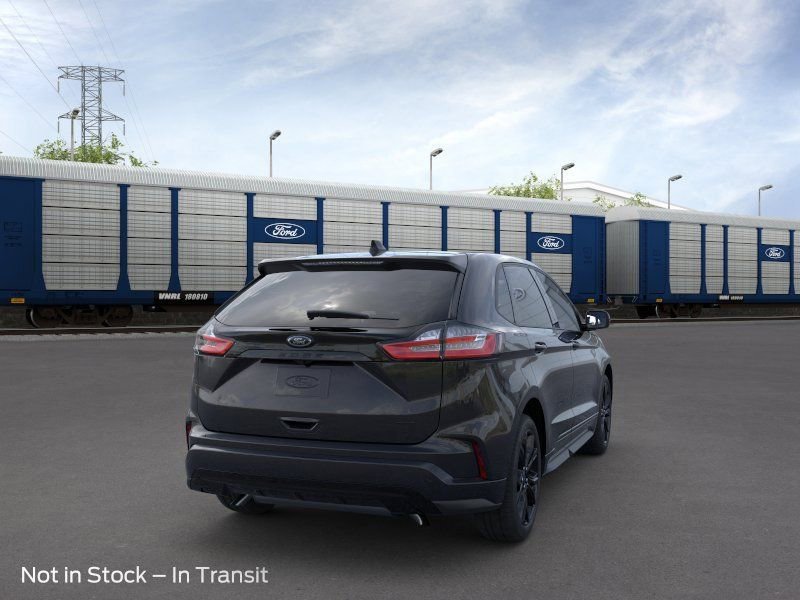 New 2024 Ford Edge SE w/ Black Appearance Package image 8