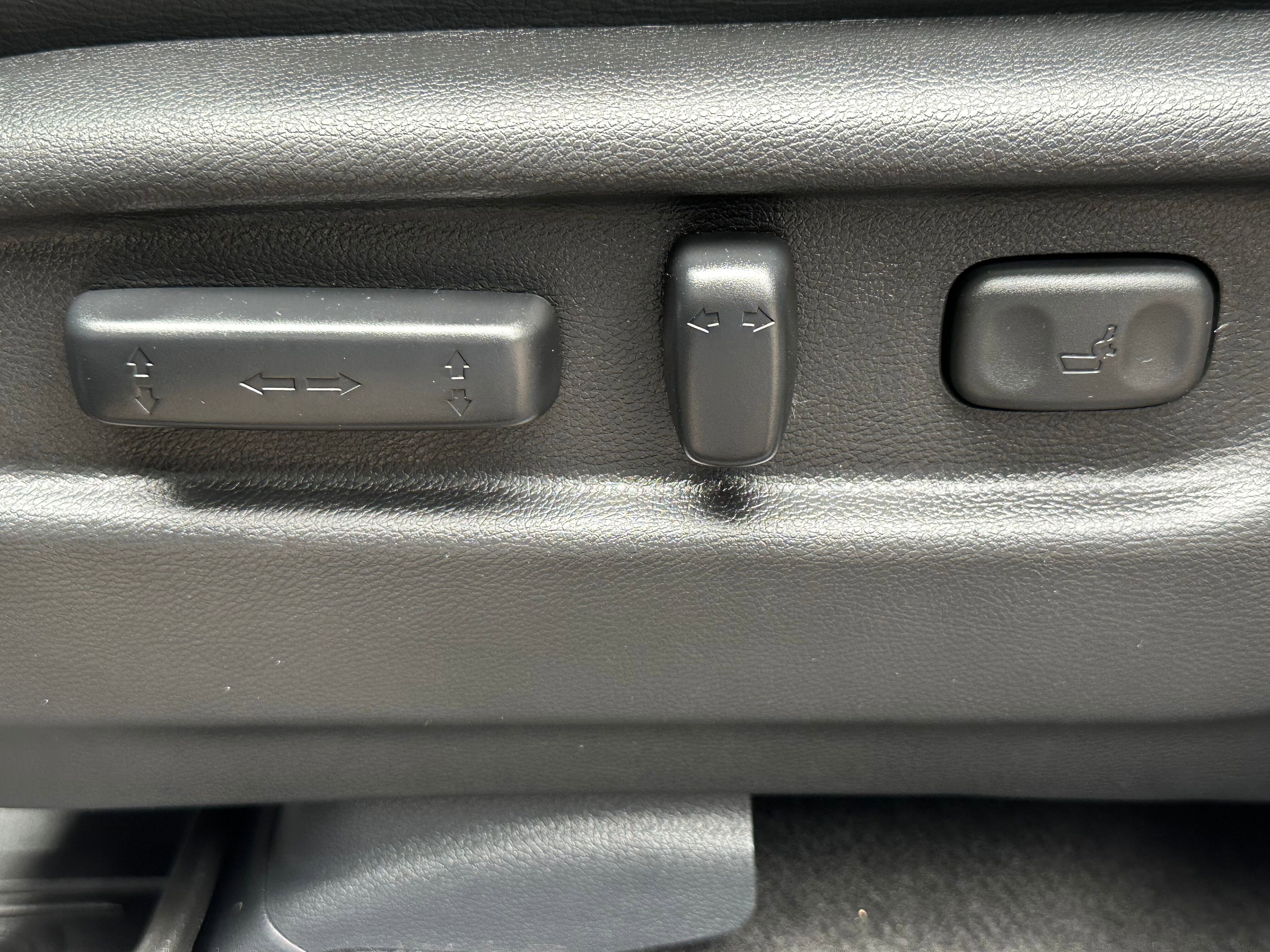 Used 2022 Honda Passport EX-L image 16