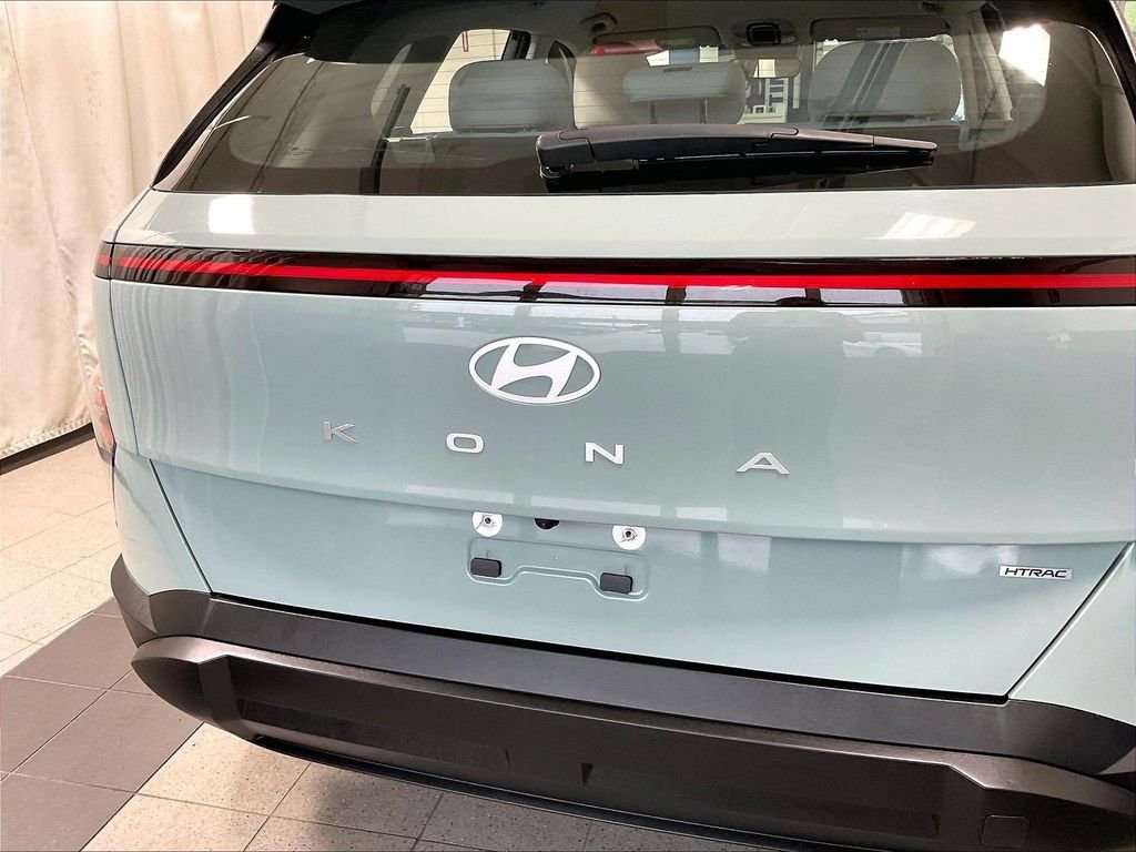 Certified 2024 Hyundai Kona SE AWD/4WD image 28