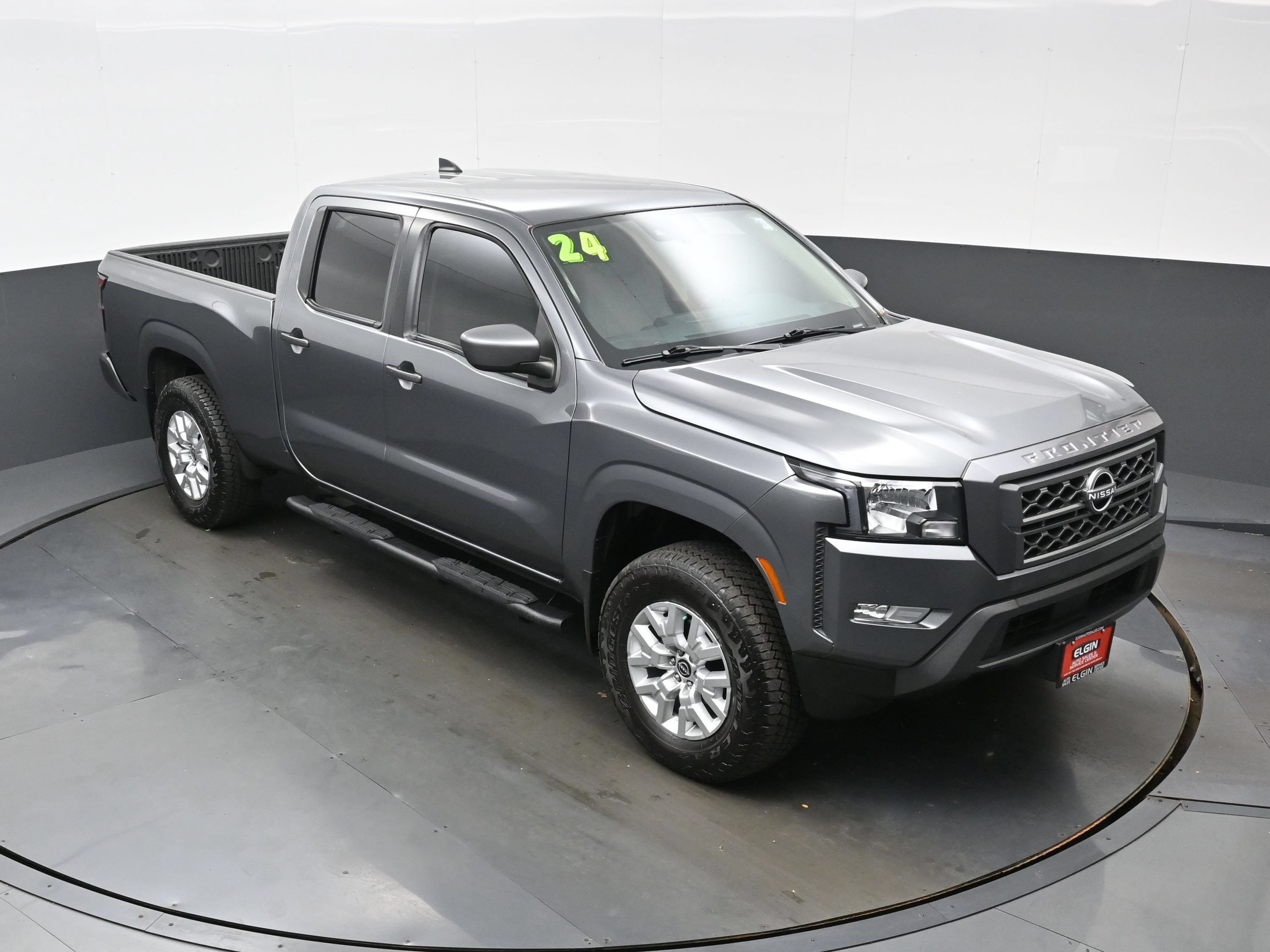 Used 2024 Nissan Frontier SV w/ Technology Package RWD image 40