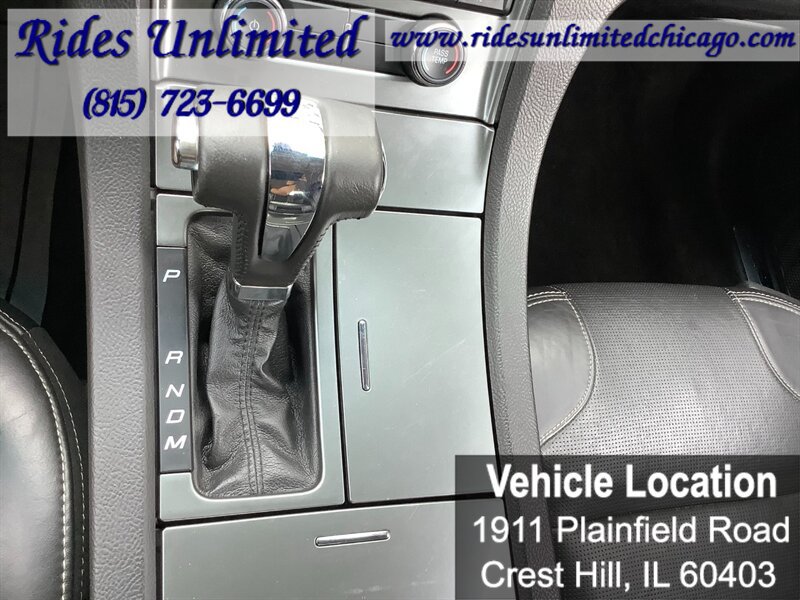 Used 2011 Ford Taurus Limited FWD image 14