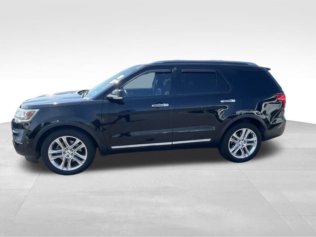 Used 2017 Ford Explorer Limited FWD image 3