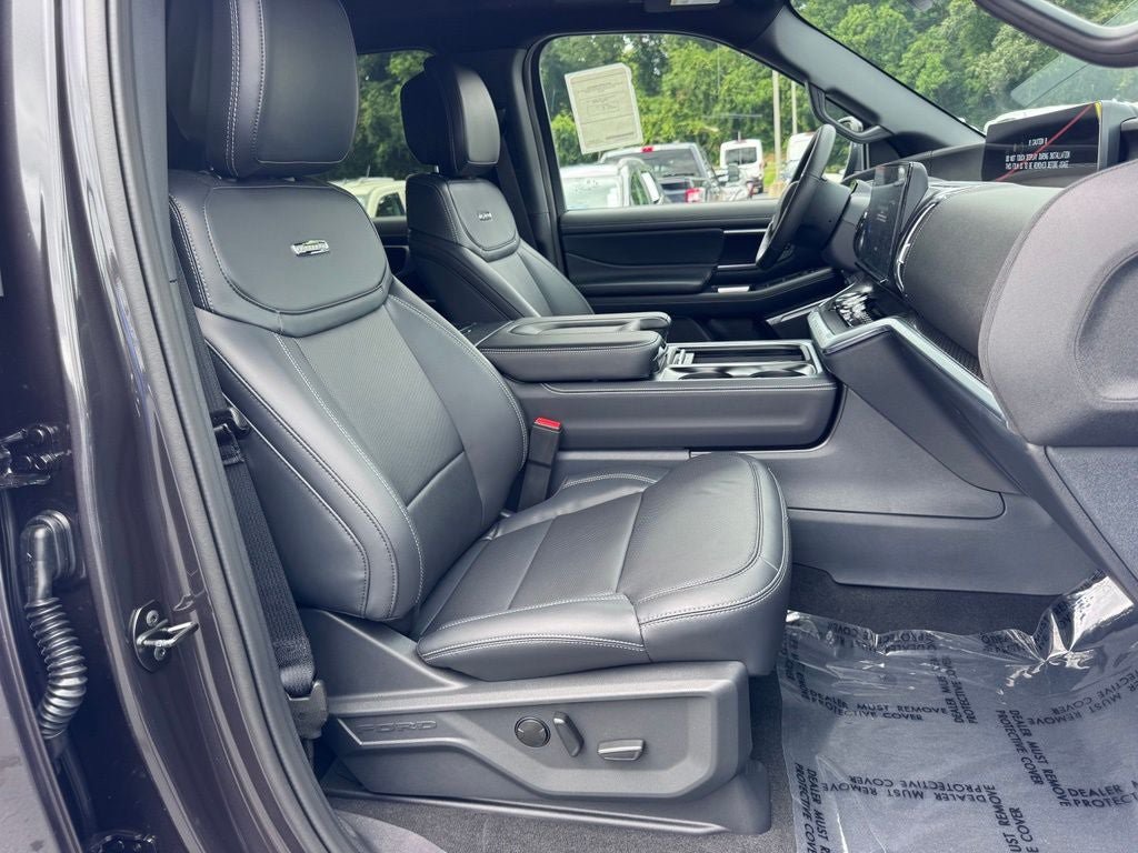 New 2027 Ford Expedition Platinum w/ Stealth Performance Package AWD/4WD image 26