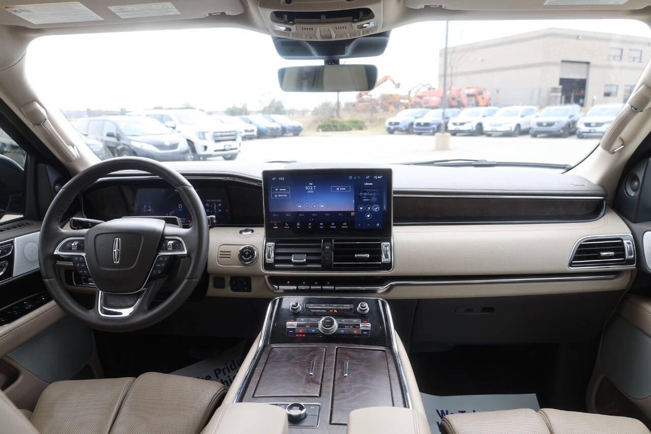 Used 2022 Lincoln Navigator L Reserve w/ Equipment Group 201A image 14