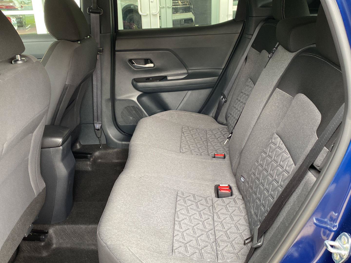 Certified 2025 Nissan Kicks SV AWD/4WD image 21