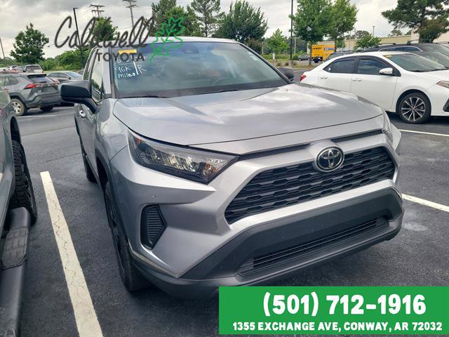 Used 2022 Toyota RAV4 LE FWD image 3