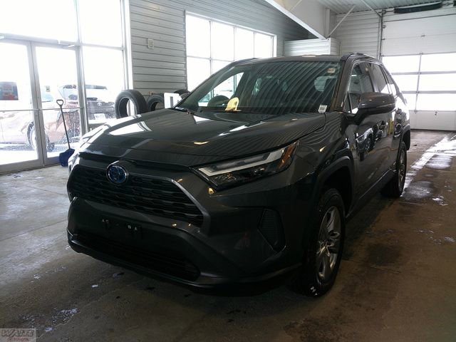Used 2024 Toyota RAV4 LE image 5