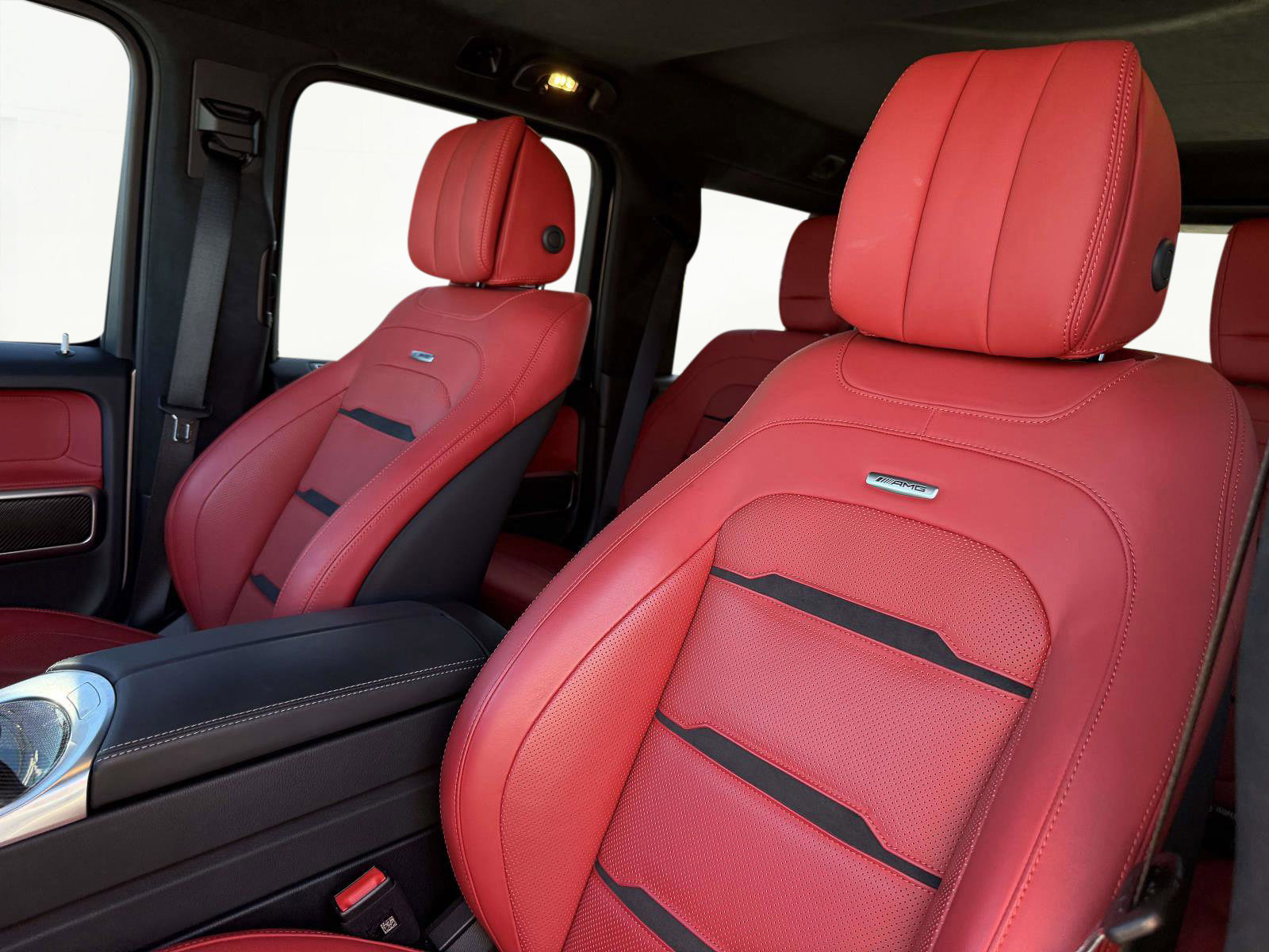 Used 2024 Mercedes-Benz G 63 AMG 4MATIC image 28