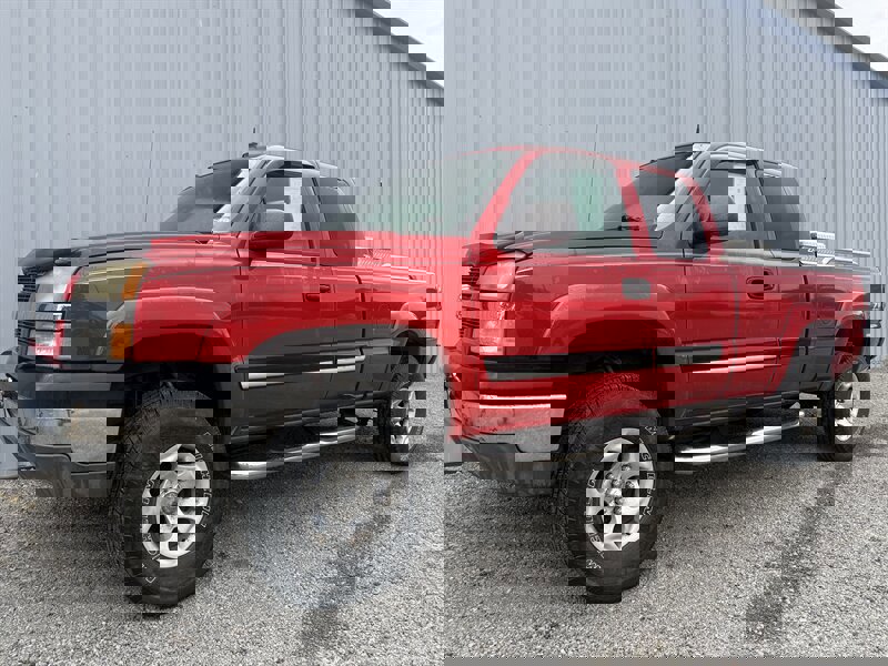 Used 2004 Chevrolet Silverado 1500 4x4 Extended Cab w/ Z71 Convenience Package 1