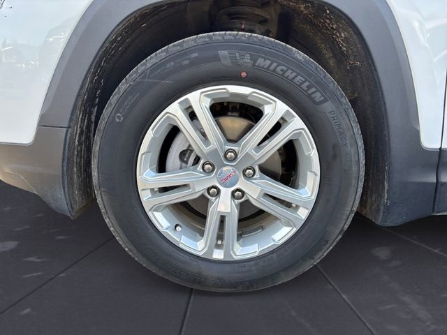 Used 2024 GMC Terrain SLE image 14