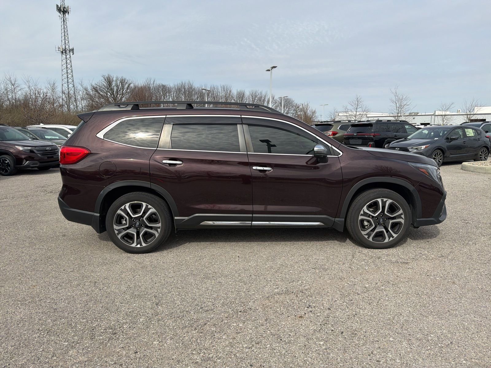 Certified 2023 Subaru Ascent Touring w/ Popular Package #2A AWD/4WD image 9