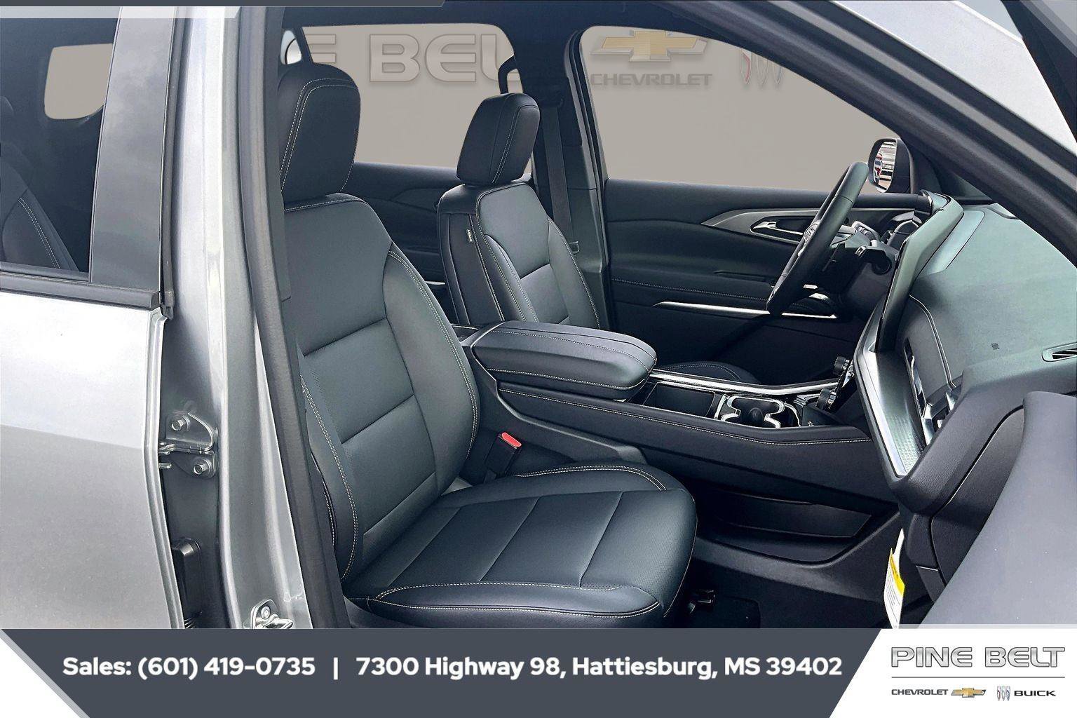 New 2026 Chevrolet Traverse LT w/ Driver Confidence Package image 6