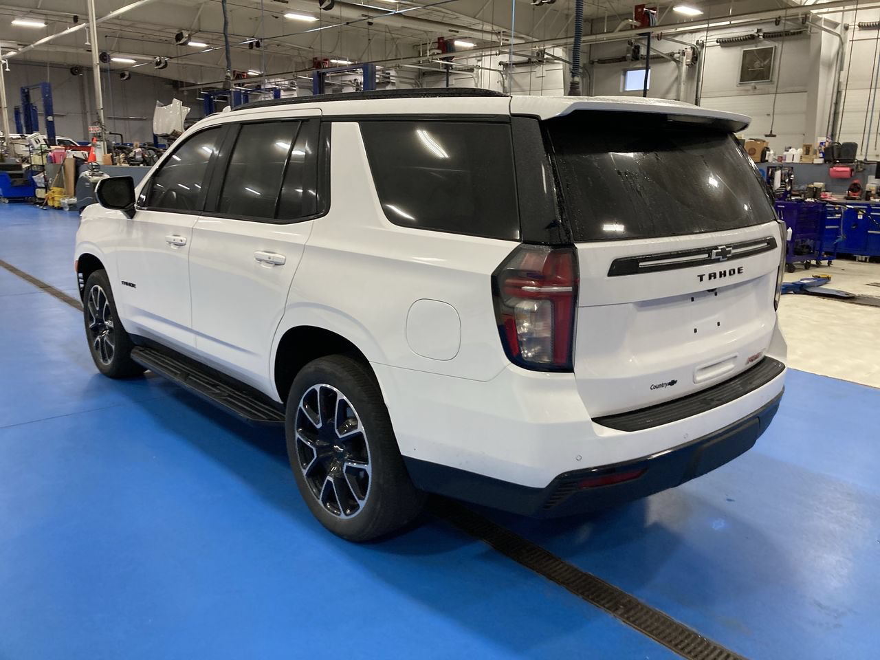 Used 2023 Chevrolet Tahoe RST AWD/4WD image 5