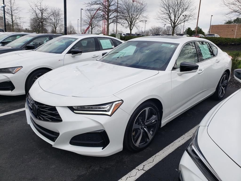 Certified 2025 Acura TLX w/ Technology Package image 5