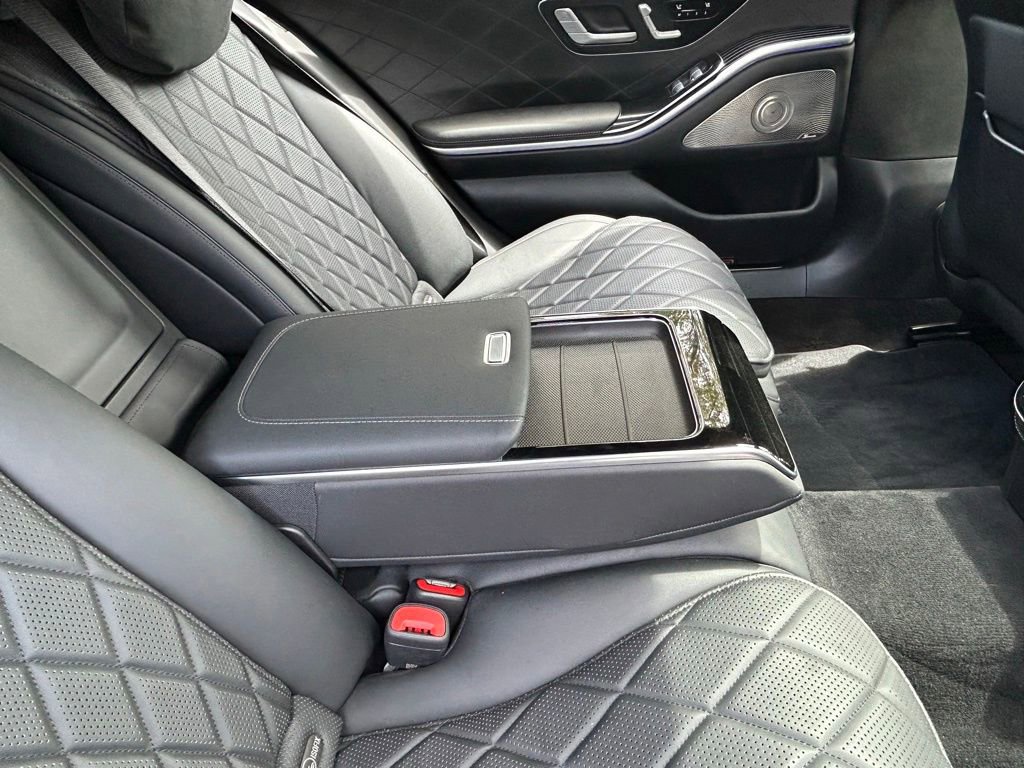 Used 2021 Mercedes-Benz S 580 4MATIC Sedan w/ AMG Line image 46