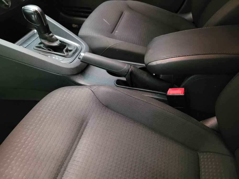 Used 2015 Volkswagen Jetta SE FWD image 26