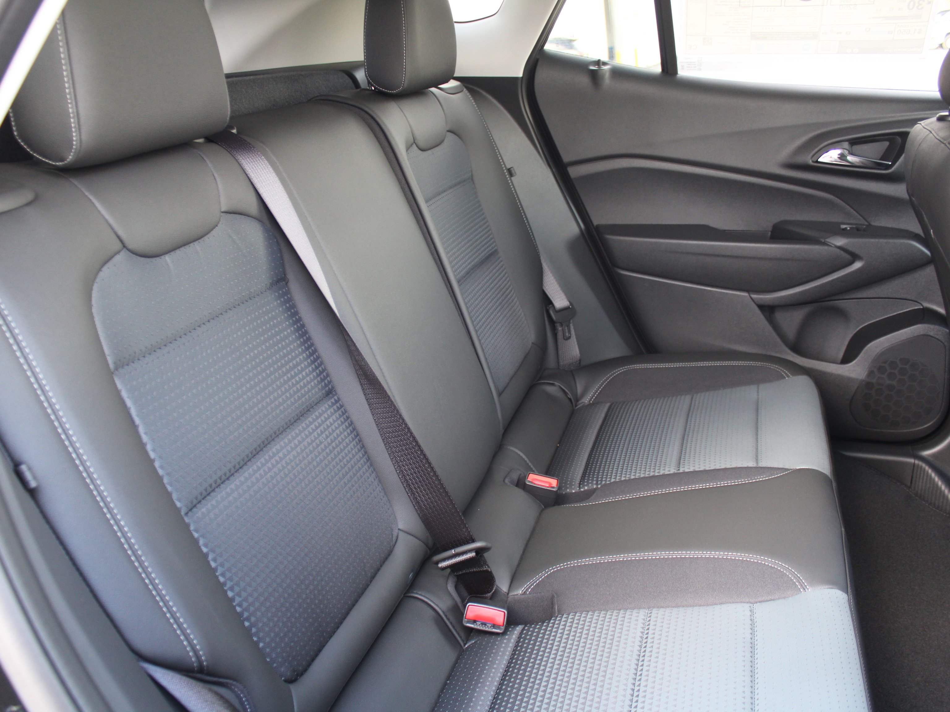 New 2026 Chevrolet Trax LT w/ Driver Confidence Package FWD image 16