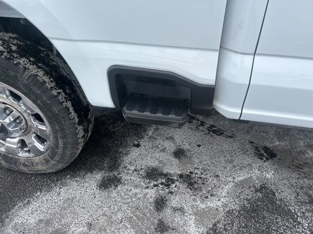 Certified 2024 Ford F350 Lariat w/ Lariat Ultimate Package image 9