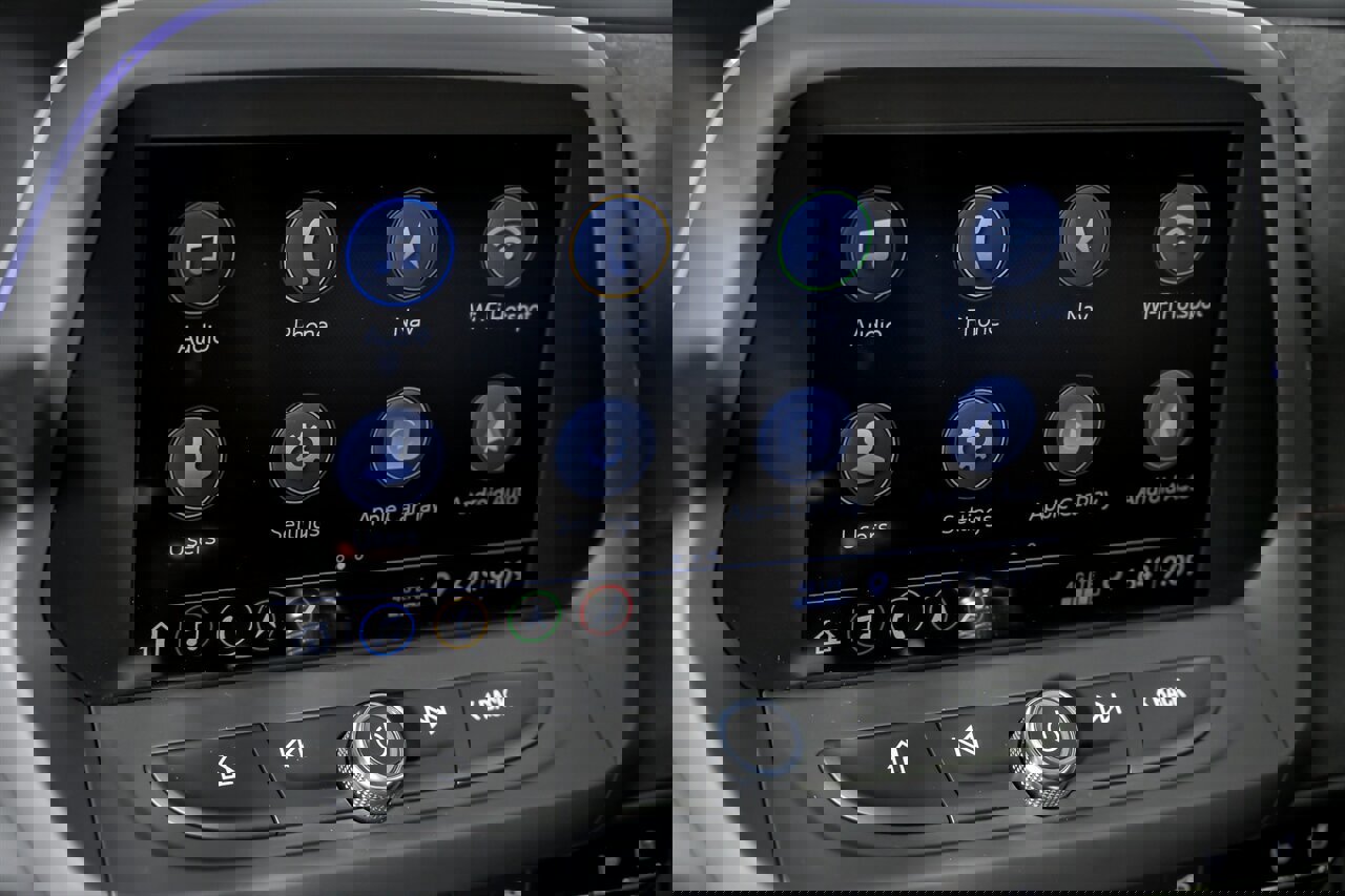 Used 2019 Chevrolet Camaro ZL1 image 33