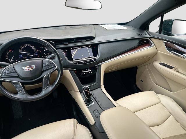 Used 2018 Cadillac XT5 Luxury w/ Driver Awareness Package image 24