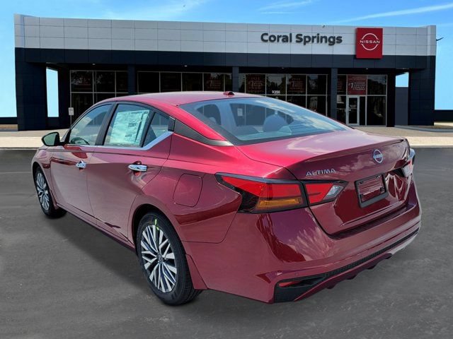 New 2026 Nissan Altima 2.5 SV FWD image 3