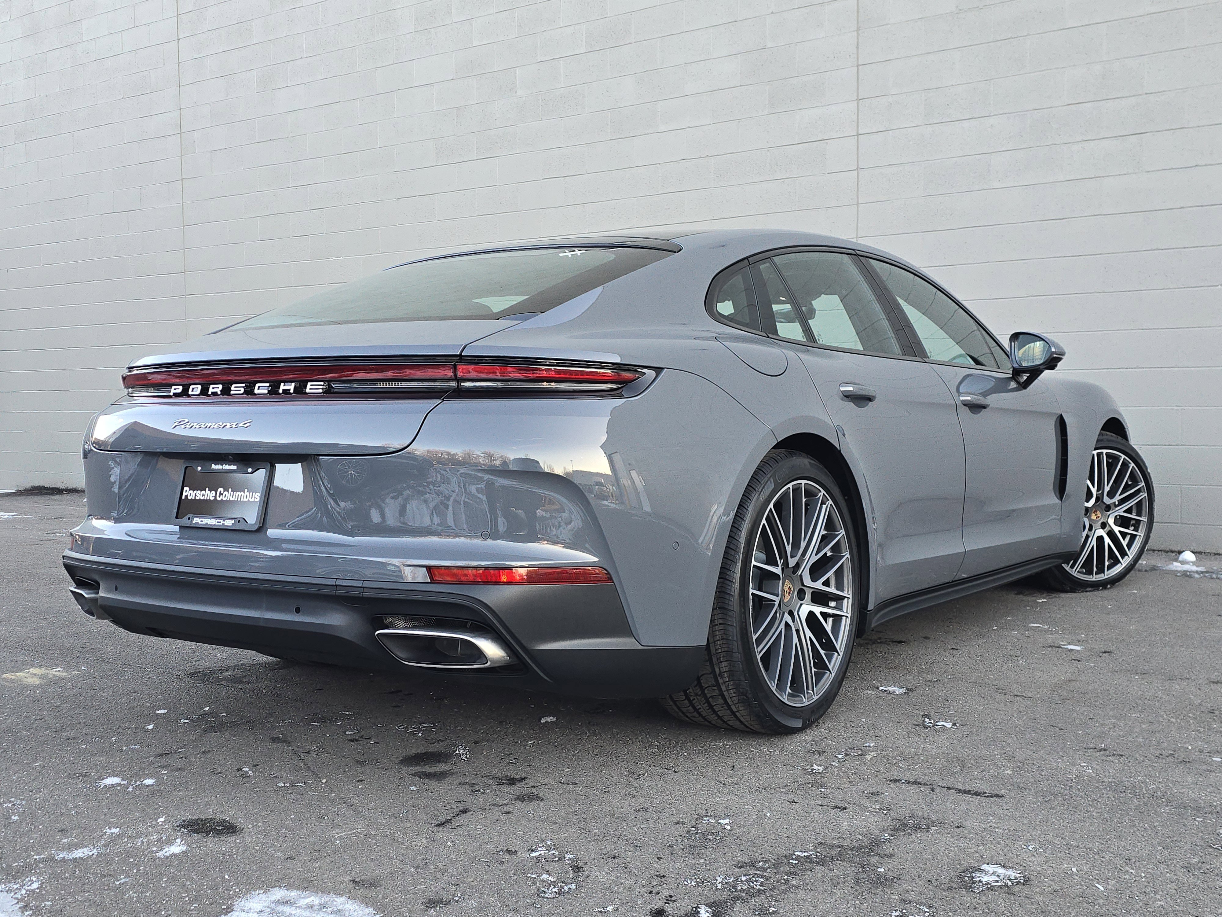 New 2026 Porsche Panamera 4 image 9