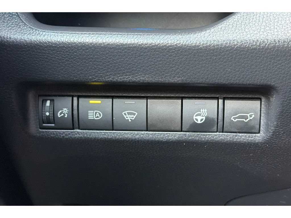 Certified 2021 Toyota RAV4 XSE w/ XSE Grade Weather Package AWD/4WD image 30