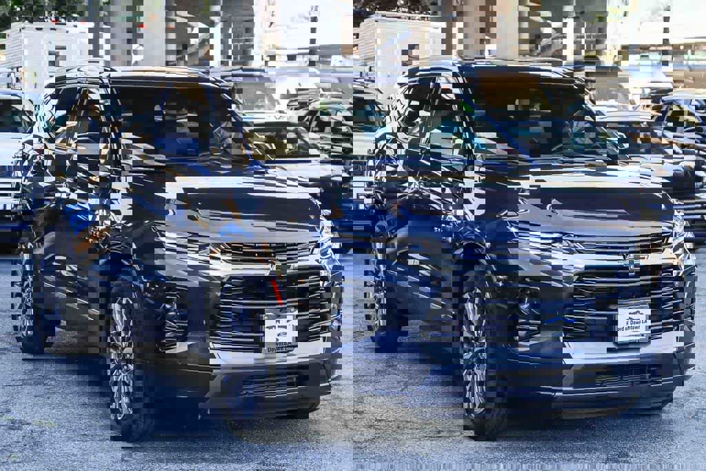 Used 2022 Chevrolet Blazer Premier w/ LPO, Sport Package image 3