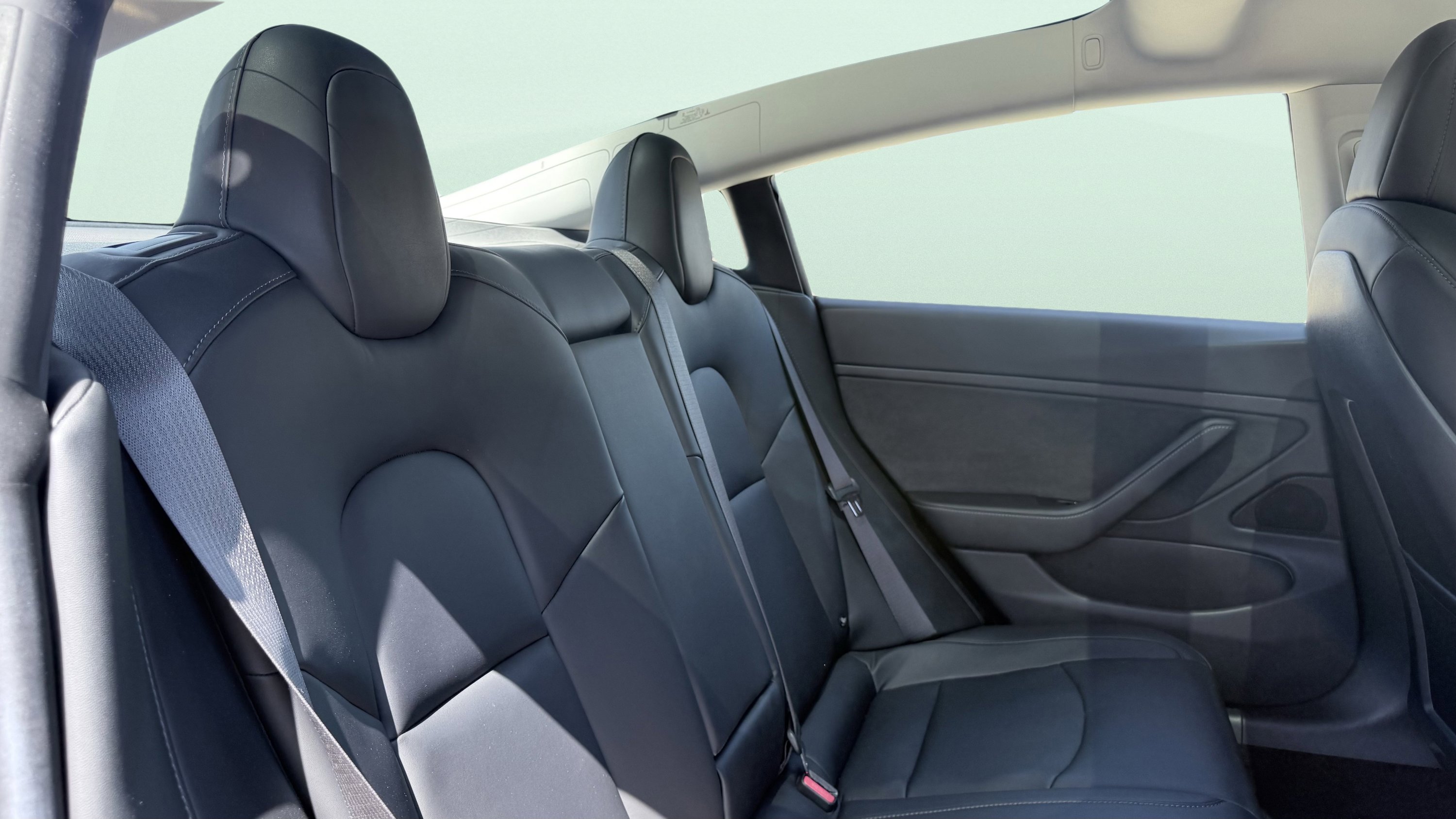 Used 2018 Tesla Model 3 Long Range image 43