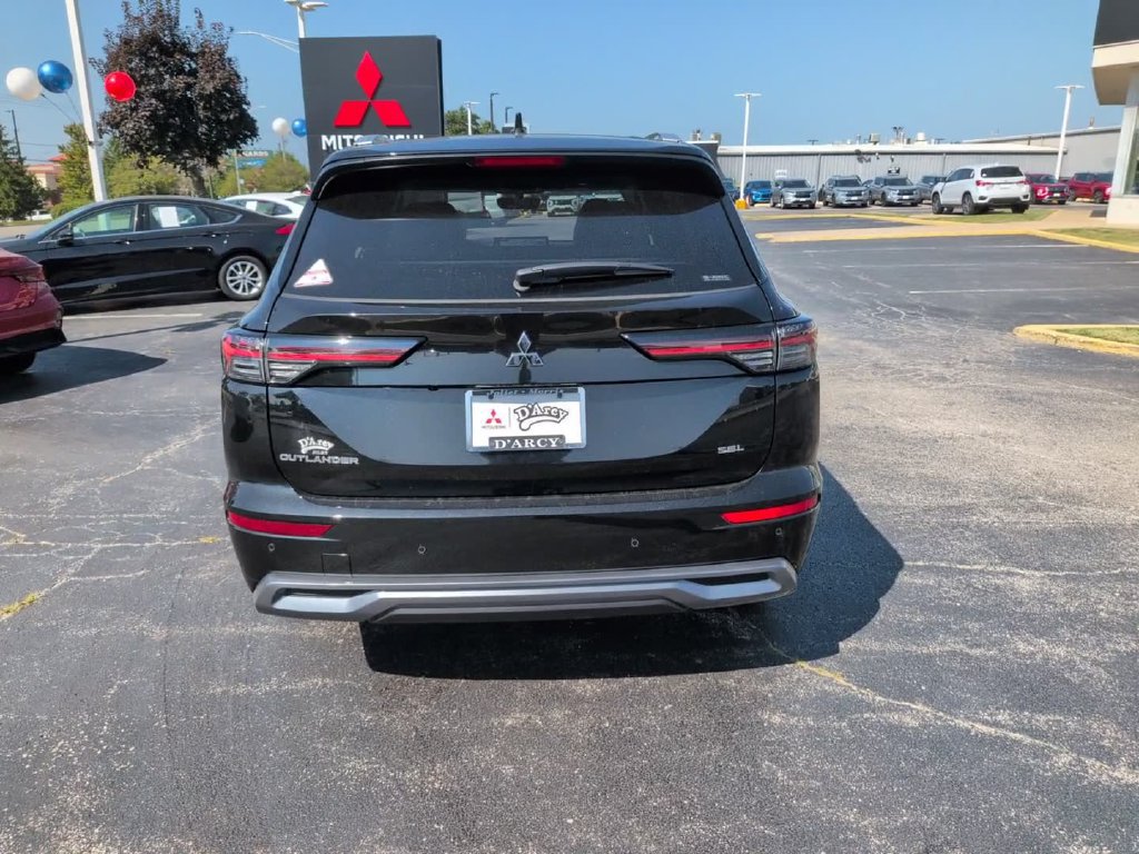 New 2026 Mitsubishi Outlander SEL AWD/4WD image 9