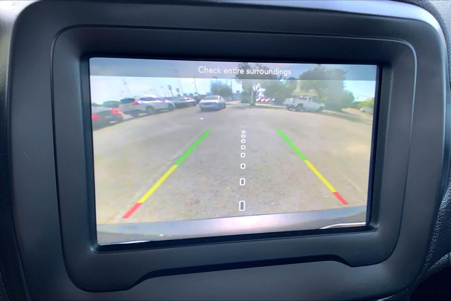 Used 2018 Jeep Renegade Latitude FWD image 27