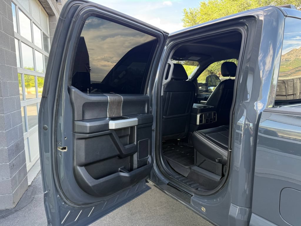 Used 2021 Ford F350 Lariat AWD/4WD image 33