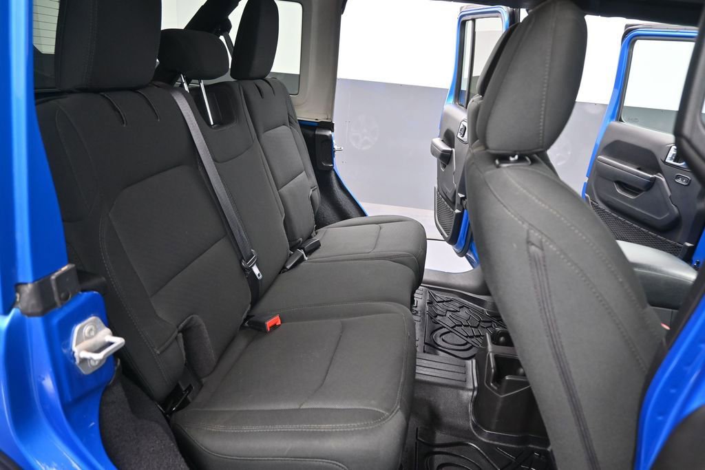 Used 2022 Jeep Wrangler Unlimited Sport w/ Sun And Sound Package AWD/4WD image 25