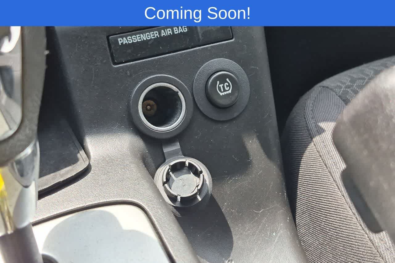Used 2010 Pontiac G6 Sedan FWD image 26
