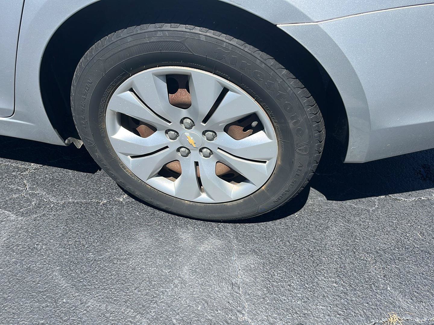 Used 2012 Chevrolet Cruze LS FWD image 30