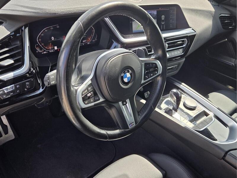 Used 2025 BMW Z4 sDrive30i RWD image 11
