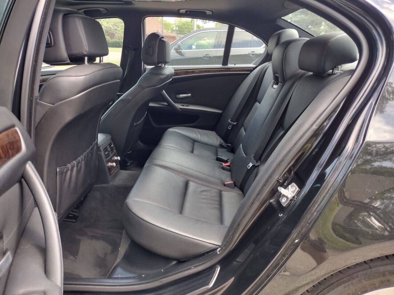 Used 2010 BMW 535i Sedan w/ Premium Pkg RWD image 13
