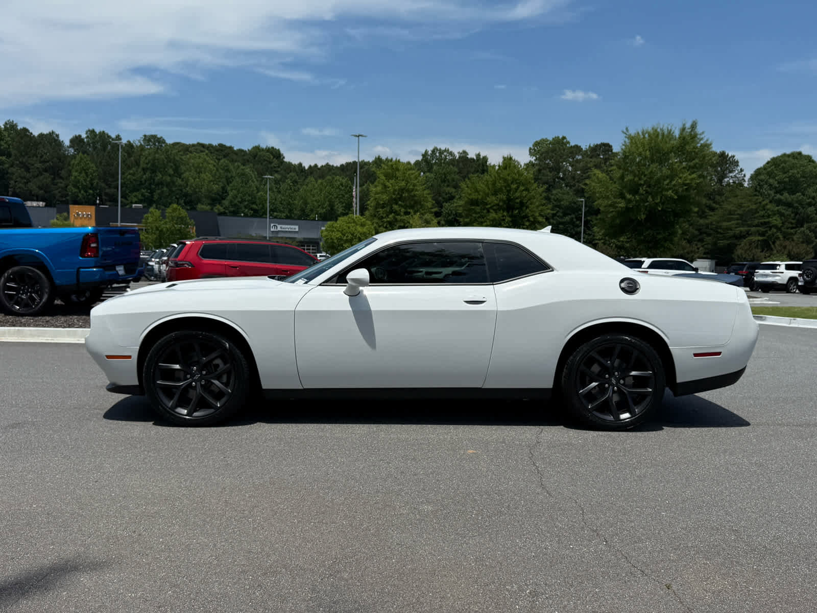Used 2022 Dodge Challenger SXT w/ Plus Package RWD image 2