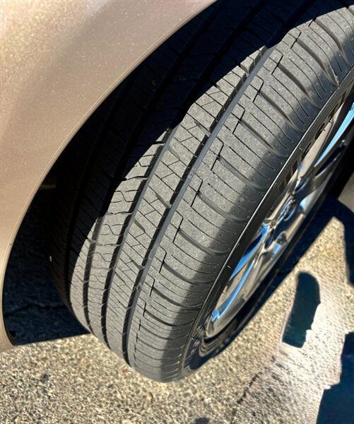 Used 2006 Toyota Avalon XLS FWD image 11