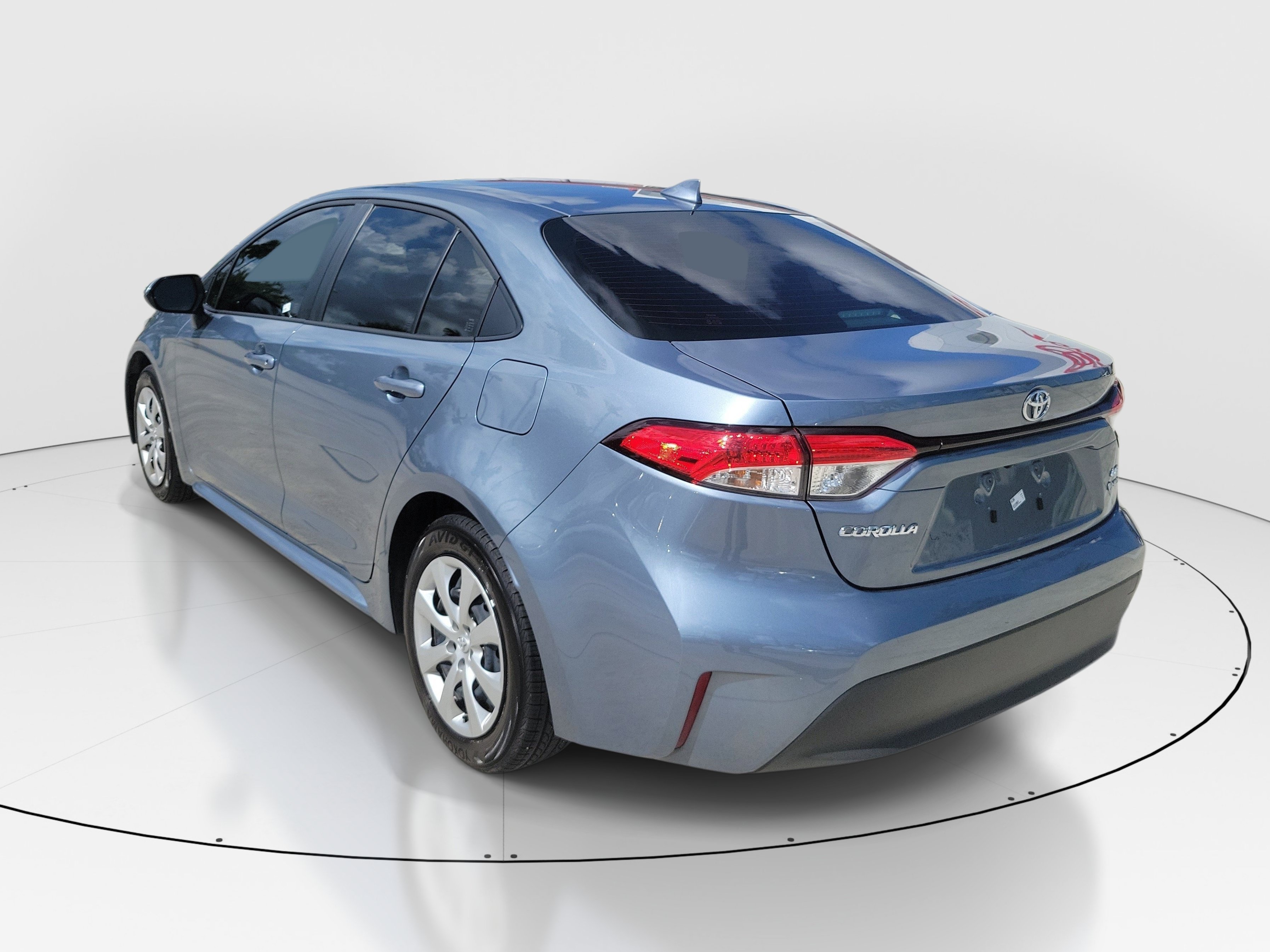 Certified 2026 Toyota Corolla LE FWD image 5